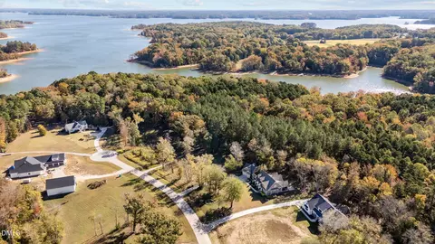 1100 Waterstone Ln, Henderson, NC 27537