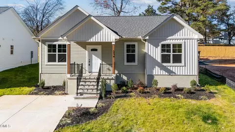 214 E College St, Franklinton, NC 27525