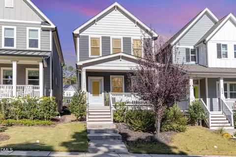 556 Great Ridge Pkwy, Chapel Hill, NC 27516