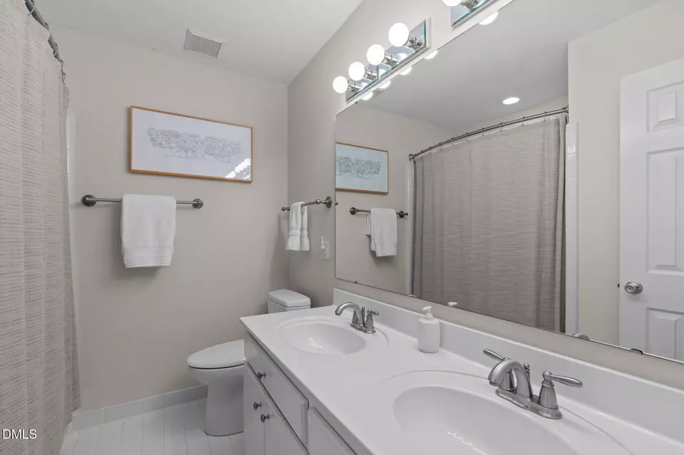 Bath - 8441 Caldbeck Dr, Raleigh, NC 27615 photo 4 of 4