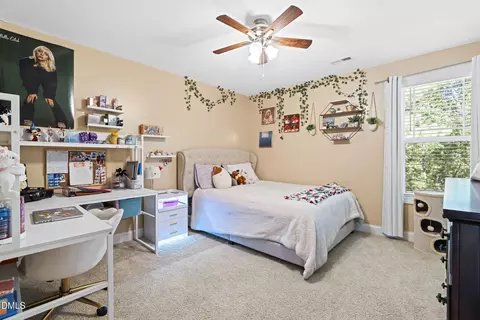 Bedroom - 102 Dandy Flush Ct, Garner, NC 27529 photo 6 of 8