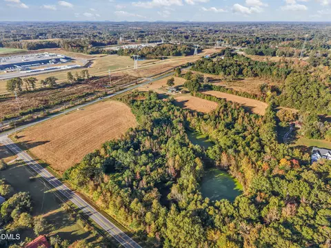 8794 Old 421 Rd, Liberty, NC 27298