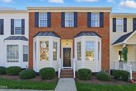 303 Knightsborough Way, Apex, NC 27502