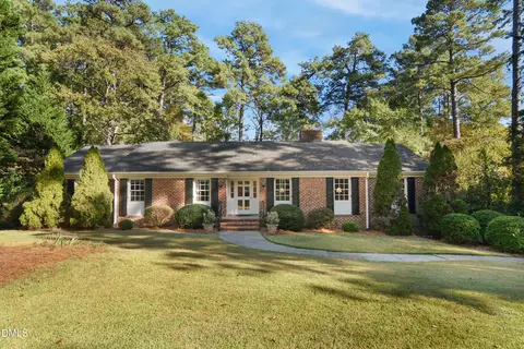 5918 Winthrop Dr, Raleigh, NC 27612