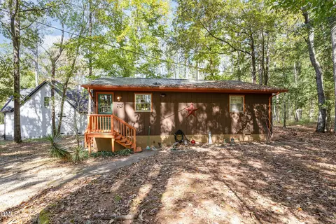112 Mohawk Dr, Louisburg, NC 27549