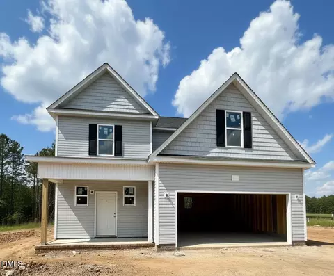 142 Tigris Ct, Zebulon, NC 27597