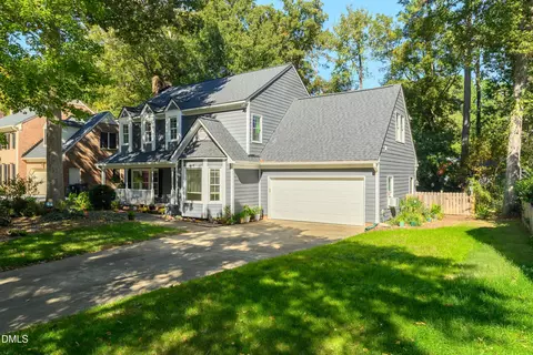 Exterior - 1002 Eastham Dr, Apex, NC 27502 photo 2 of 7