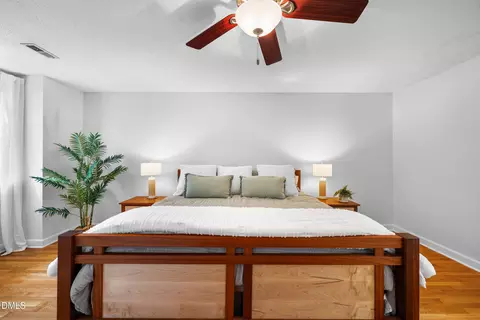 Bedroom - 1002 Eastham Dr, Apex, NC 27502 photo 2 of 5