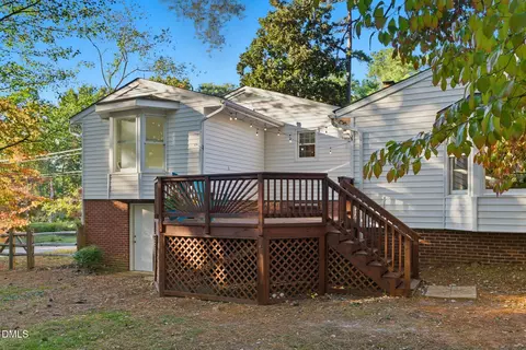 Exterior - 531 W Cornwall Rd, Cary, NC 27511 photo 11 of 16
