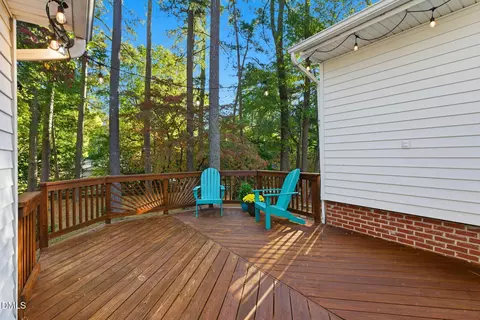 Exterior - 531 W Cornwall Rd, Cary, NC 27511 photo 5 of 16