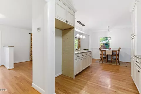 Entry Way - 531 W Cornwall Rd, Cary, NC 27511 photo 2 of 3