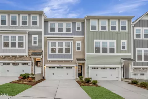 2726 Hunter Woods Dr # 627, Apex, NC 27502