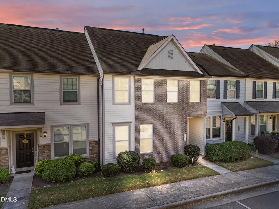 Exterior - 4426 Hillsgrove Rd, Wake Forest, NC 27587 photo 1 of 6