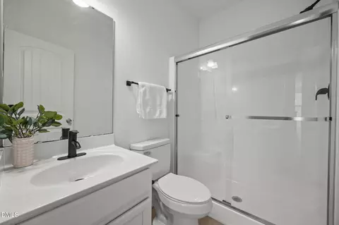 Bath - 4426 Hillsgrove Rd, Wake Forest, NC 27587 photo 1 of 3
