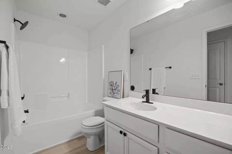 Bath - 4426 Hillsgrove Rd, Wake Forest, NC 27587 photo 2 of 3