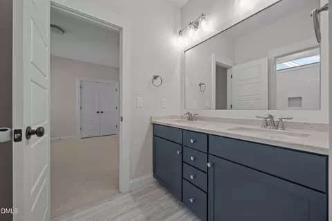 Bath - 3220 Donlin Dr, Wake Forest, NC 27587 photo 5 of 6