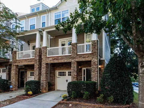 8729 Cypress Grove Run, Raleigh, NC 27612