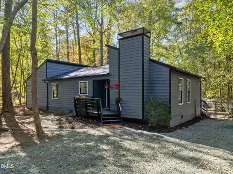 9909 Leslie Dr, Chapel Hill, NC 27516