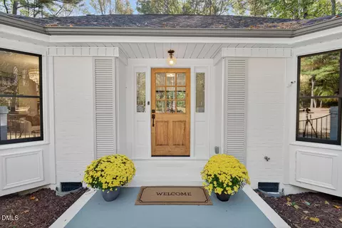 200 Dublin Woods Dr, Cary, NC 27513