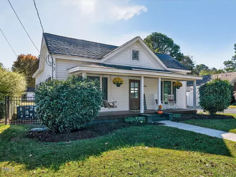 305 S Pearl St, Princeton, NC 27569