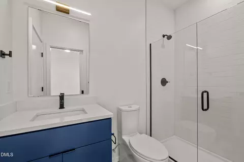 Bath - 1605 Glendale Ave, Durham, NC 27701 photo 1 of 3