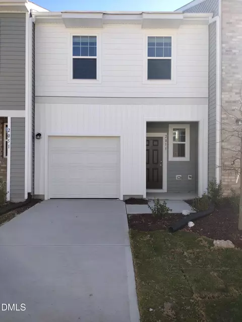 2053 Glen Crossing Dr, Durham, NC 27704