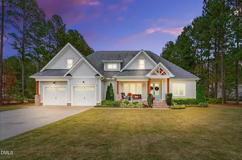 80 Independence Dr, Smithfield, NC 27577