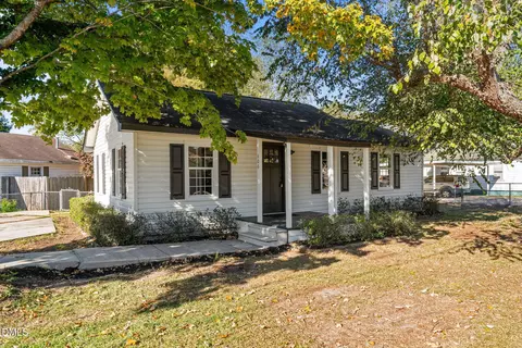 406 Old Whiteville Rd, Lumberton, NC 28358