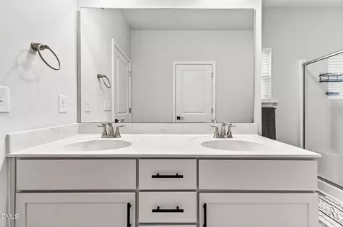 Bath - 282 Raptor Dr, Smithfield, NC 27577 photo 1 of 5