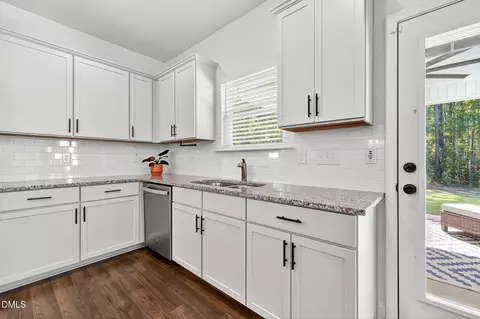 Kitchen - 282 Raptor Dr, Smithfield, NC 27577 photo 4 of 4