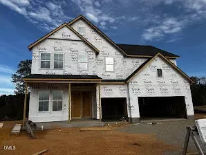 127 Elm Grove Ave, Fuquay Varina, NC 27526