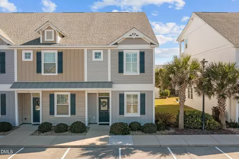 2800 W Fort Macon Rd #35, Atlantic Beach, NC 28512
