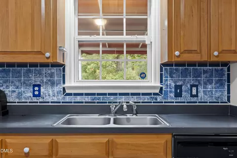 6236 Bridgemont Ln, Willow Spring, NC 27592 photo 9