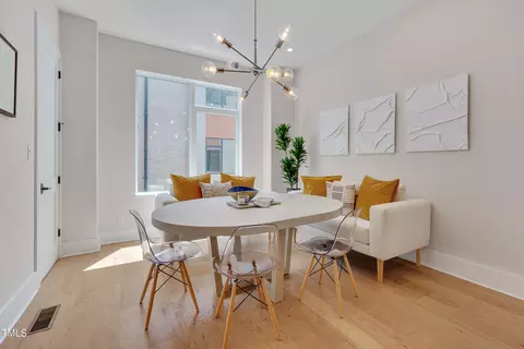 Dining - 771 Willard St, Durham, NC 27701 photo 1 of 2