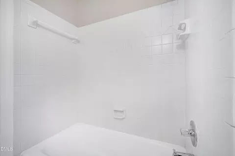 Bath - 4804 Sinclair Dr, Raleigh, NC 27616 photo 5 of 5