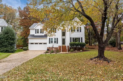 105 Winged Foot Ct, Mebane, NC 27302