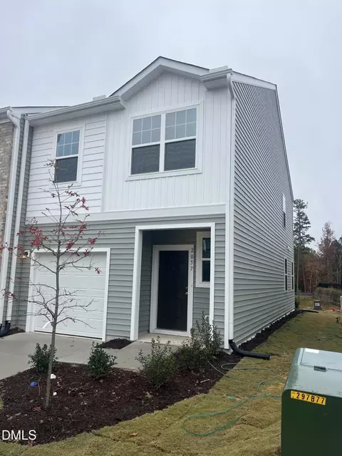2057 Glen Crossing Dr, Durham, NC 27704