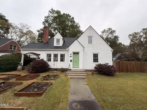 515 S 4th St, Smithfield, NC 27577