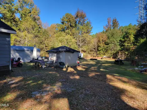 Exterior - 4108 Station Rd, Durham, NC 27705 photo 4 of 12
