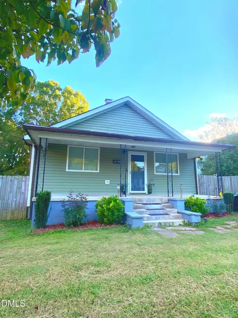 306 Chavasse Ave, Henderson, NC 27536