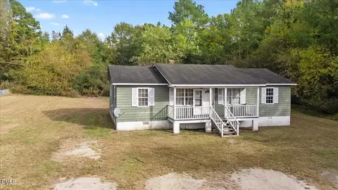 119 Fox Pond Rd, Henderson, NC 27537