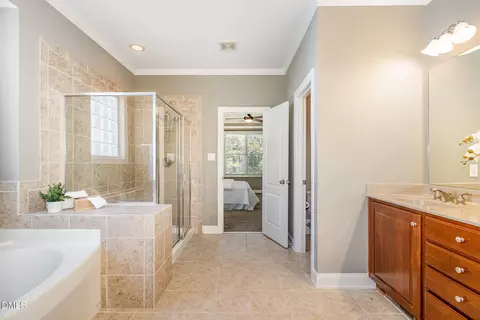Bath - 1104 Scholastic Cir, Durham, NC 27713 photo 2 of 5