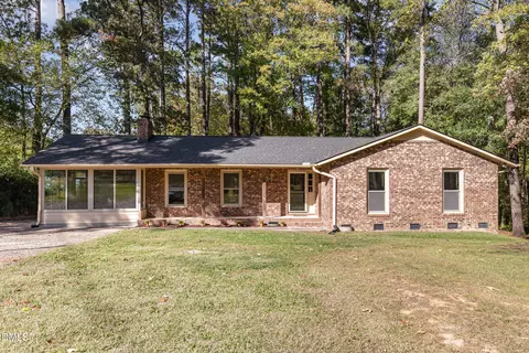 7020 Carpenter Fire Station Rd, Cary, NC 27519