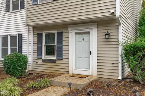 Exterior - 6 Prestwick Pl, Durham, NC 27705 photo 3 of 5