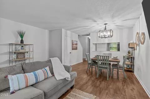 Dining - 6 Prestwick Pl, Durham, NC 27705 photo 2 of 3