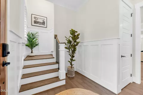 Entry Way - 616 E Cabarrus St, Raleigh, NC 27601 photo 2 of 4