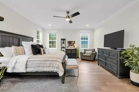 Bedroom - 616 E Cabarrus St, Raleigh, NC 27601 photo 4 of 7