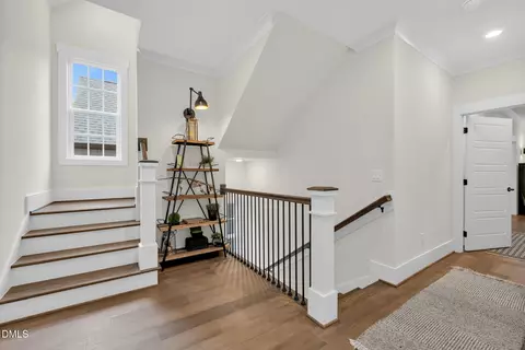 Entry Way - 616 E Cabarrus St, Raleigh, NC 27601 photo 3 of 4