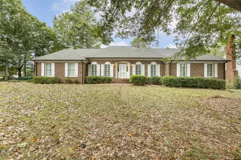 8801 Wildwood Links, Raleigh, NC 27613