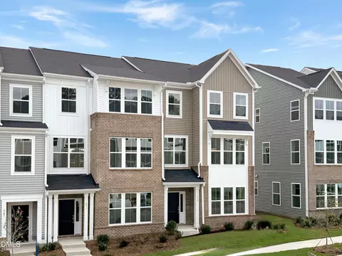 375 Chesapeake Commons St #117, Garner, NC 27529